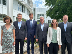 Starke Partnerschaft: ETO GRUPPE und lokale Politik im engen Schulterschluss - ETO begr&uuml;&szlig;t politischen Besuch und bekr&auml;ftigt gemeinsame Anstrengungen f&uuml;r die Zukunft